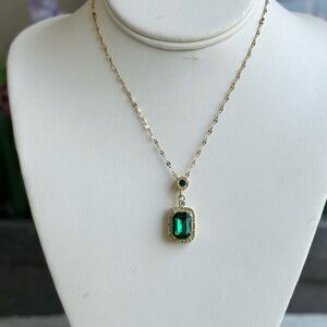 EMERALD GOLD PLATED NECLACE